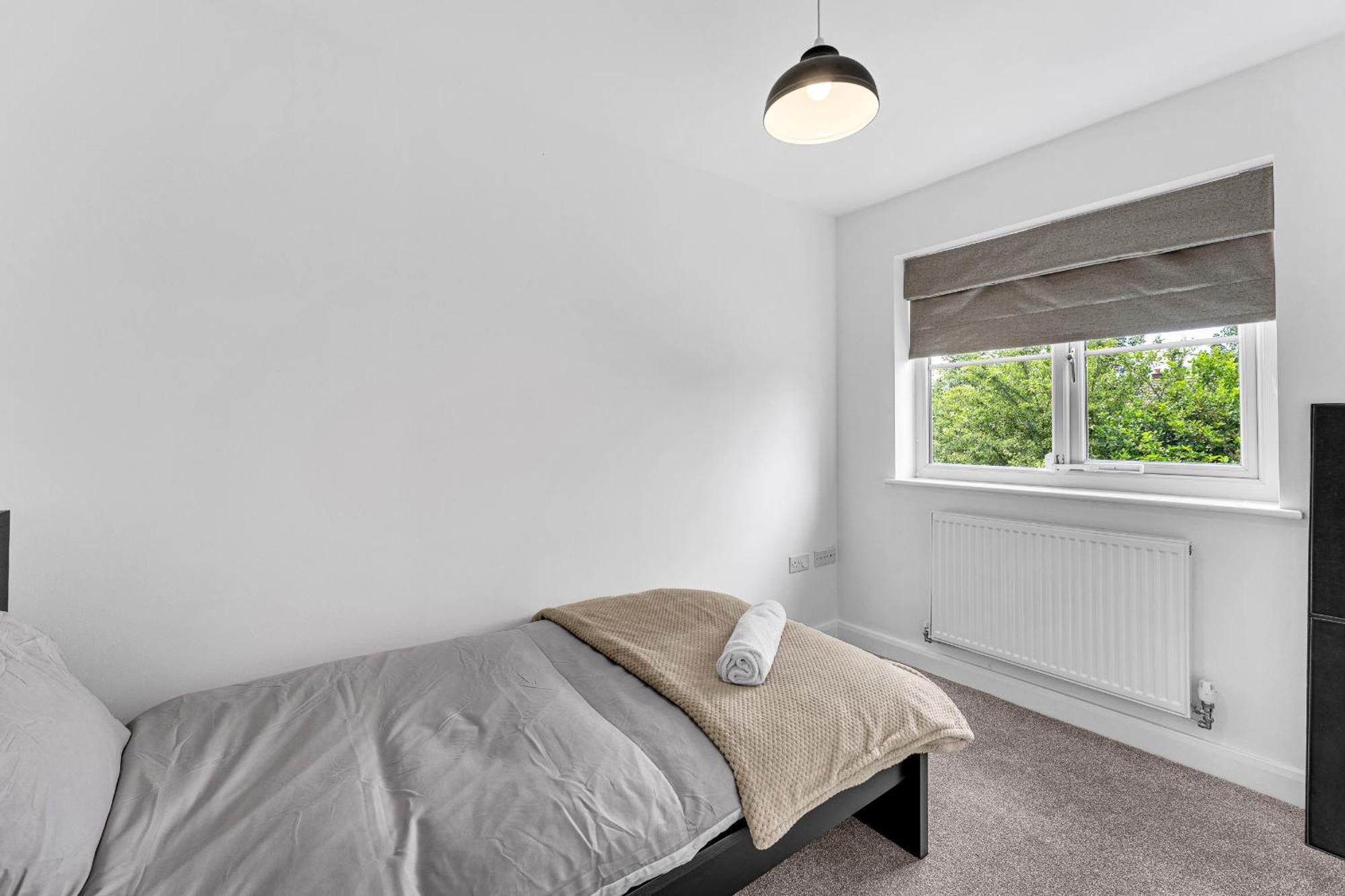 Brook Meadow House, 4 Bed House, Manchester Astley  外观 照片